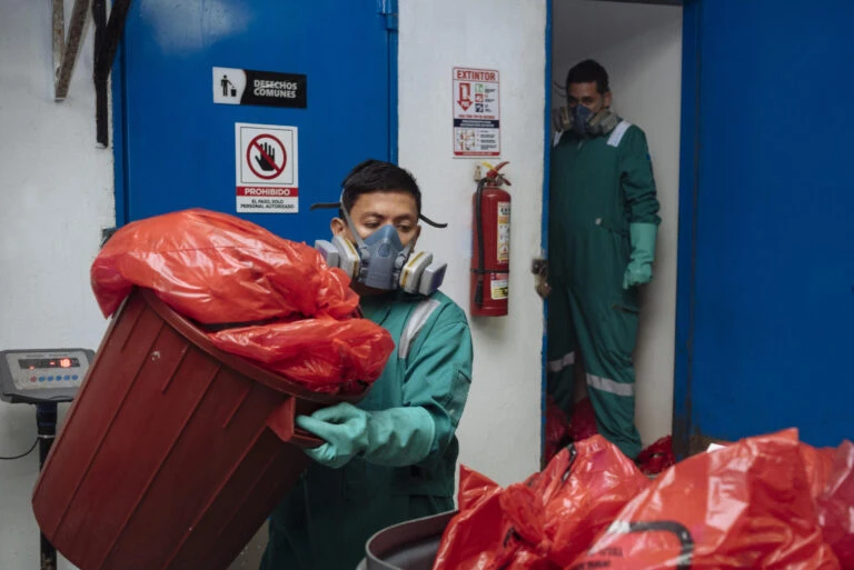 Manejo integral de residuos hospitalarios y bioseguridad